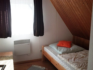 B3 Kleines Schlafzimmer